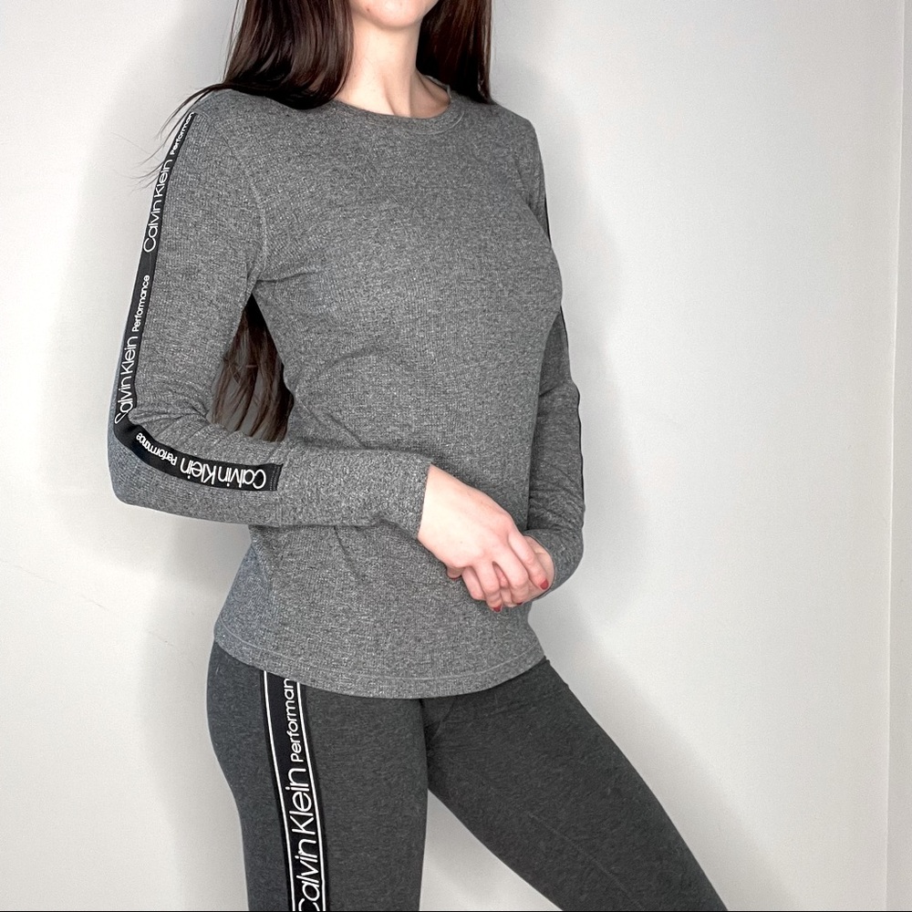 Calvin Klein Leggings Only (can’t find matching top)